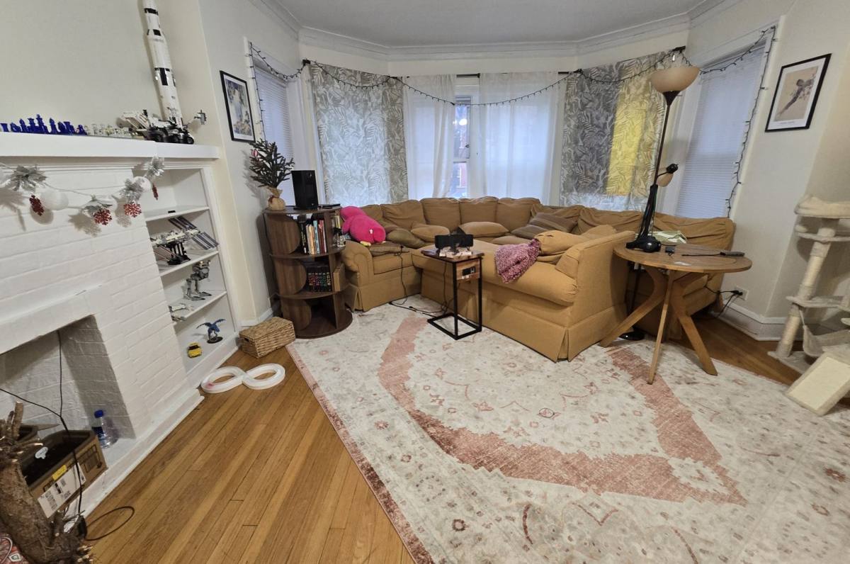 Apartment for rent at 4019 N Mozart St #1S, Chicago, IL 60618