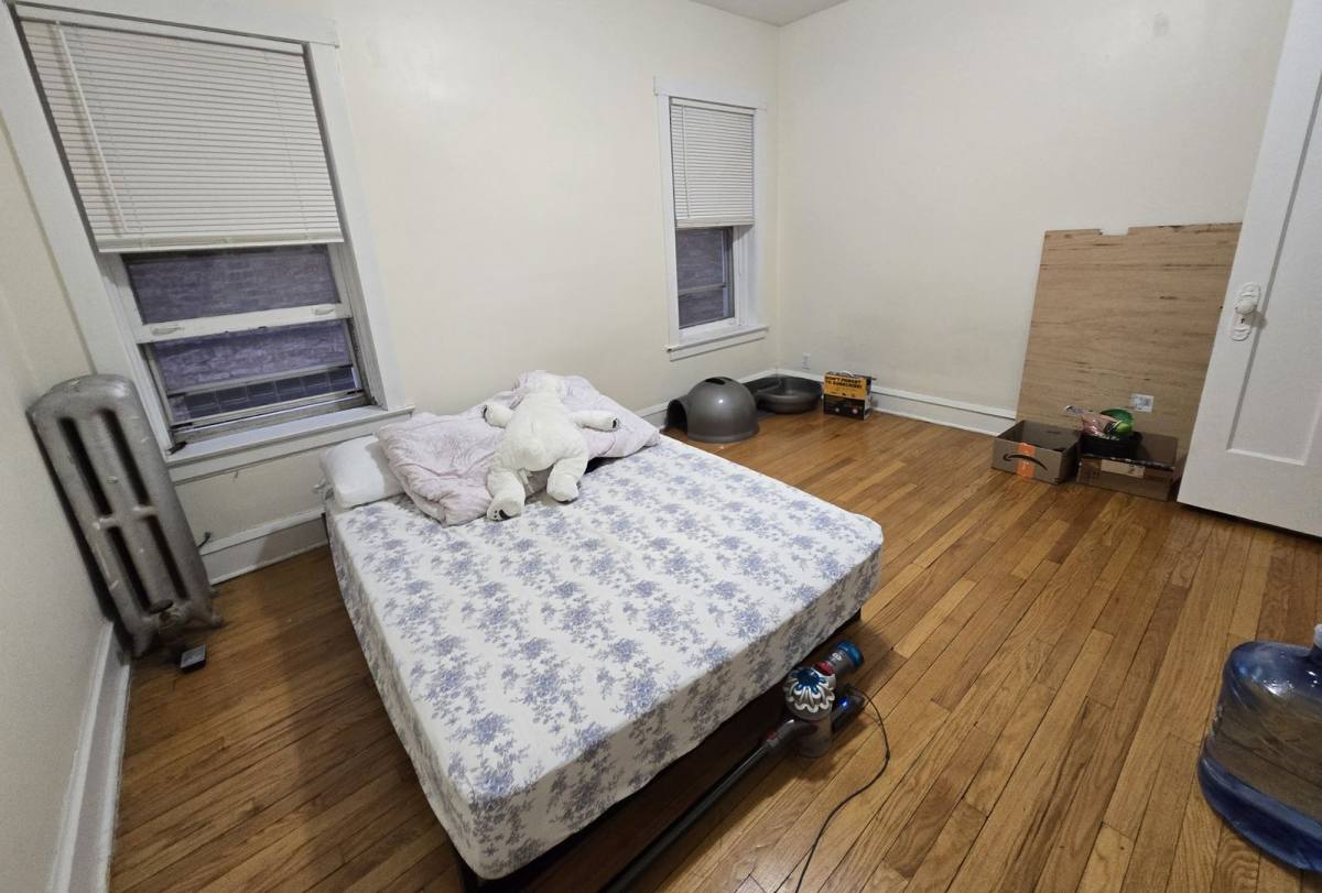 Apartment for rent at 4019 N Mozart St #1S, Chicago, IL 60618
