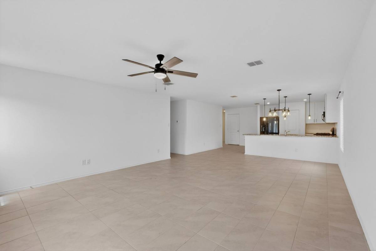 House for rent at 1430 Everett Gardens Way, Forney, TX 75126