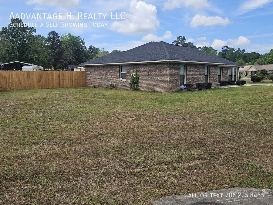 House for rent at 5727 Lexington Dr, Columbus, GA 31907
