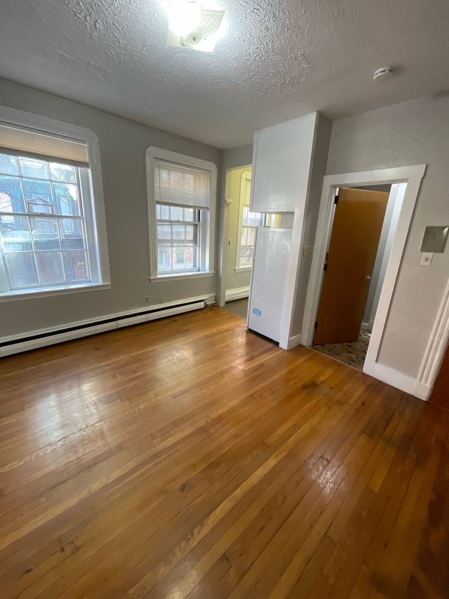 Apartment for rent at 41 Anderson St #2-1, Boston, MA 02113