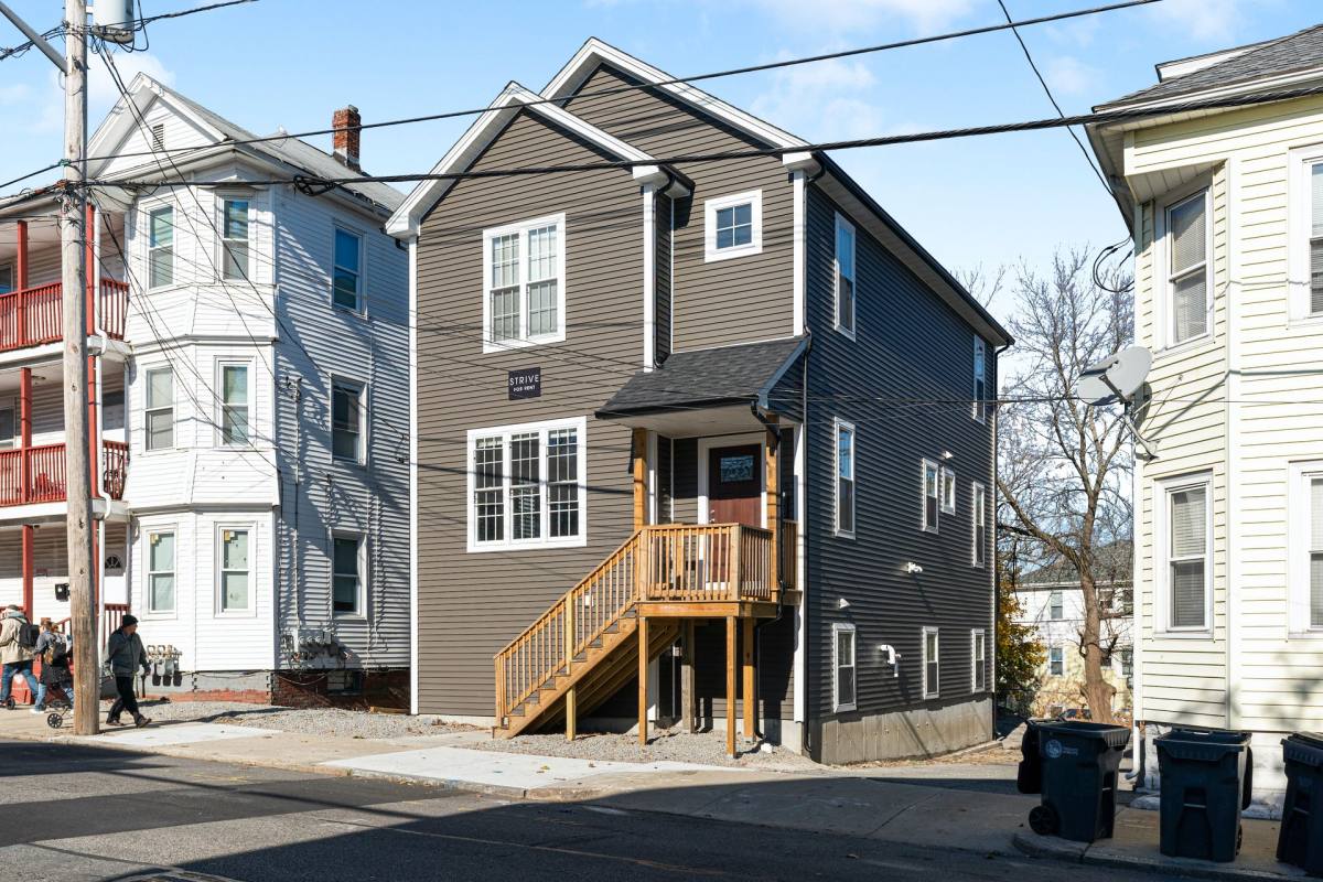Apartment for rent at 445 Admiral St, Providence, RI 02908