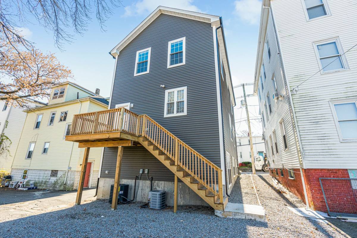 Apartment for rent at 445 Admiral St, Providence, RI 02908