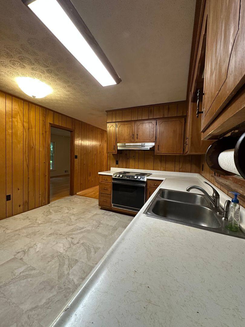 House for rent at 375 Segrest Circle, Athens, GA 30605