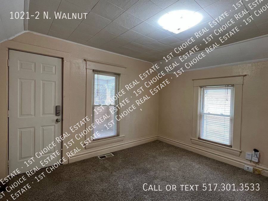 Apartment for rent at 1021-2 N Walnut, Lansing, MI 48906