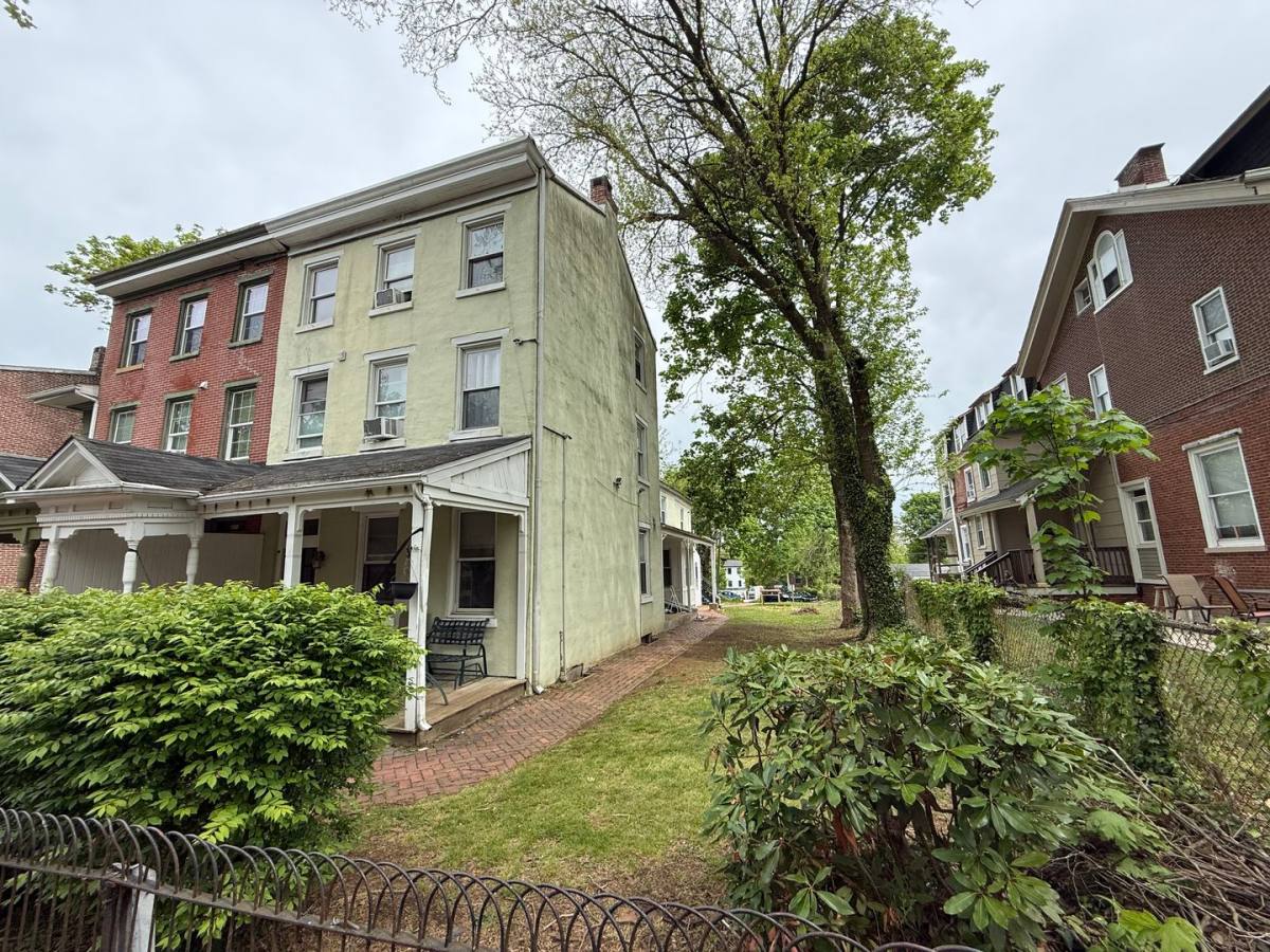 Apartment for rent at 223 S Walnut St #1, West Chester, PA 19382