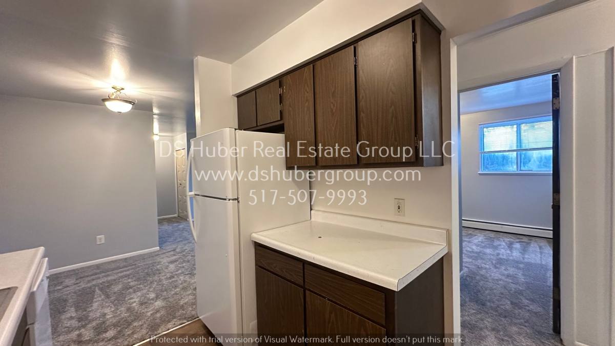 Apartment for rent at 1016 E Greenlawn #3, Lansing, MI 48910