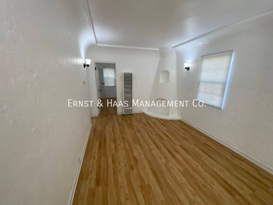 House for rent at 822 Belmont Ave, Long Beach, CA 90804