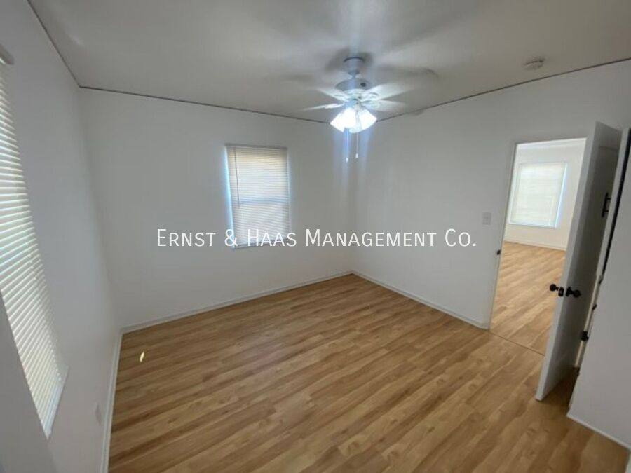 House for rent at 822 Belmont Ave, Long Beach, CA 90804