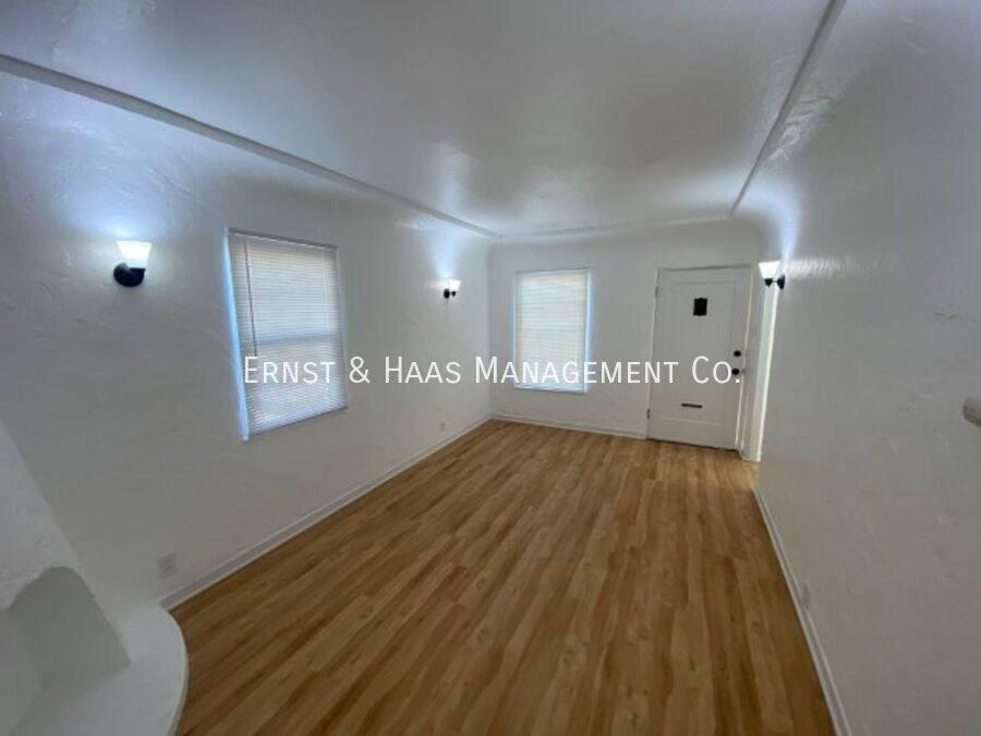 House for rent at 822 Belmont Ave, Long Beach, CA 90804