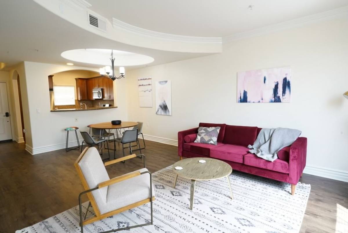 Apartment for rent at 7430 Arizona Ave, Los Angeles, CA 90045