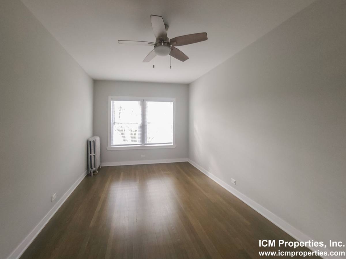 Apartment for rent at 1825 W Foster Ave #3, Chicago, IL 60640