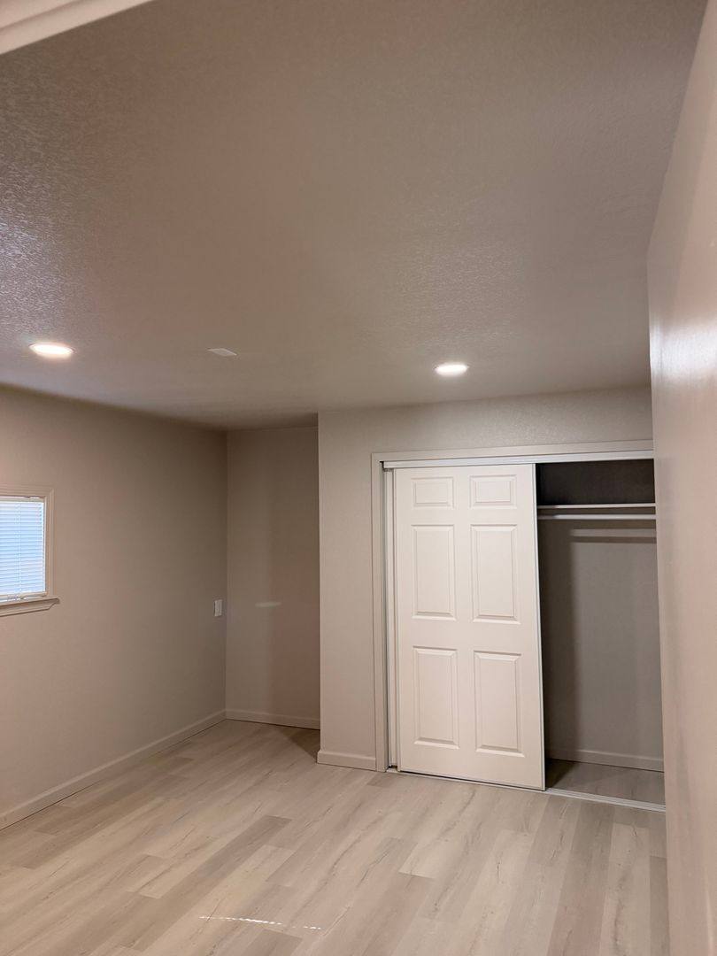 Apartment for rent at 8710 Franklin St, Windsor, CA 95492