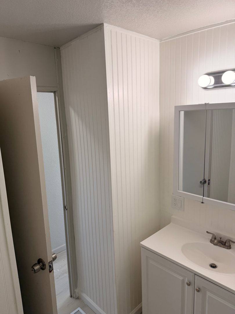 Apartment for rent at 8710 Franklin St, Windsor, CA 95492