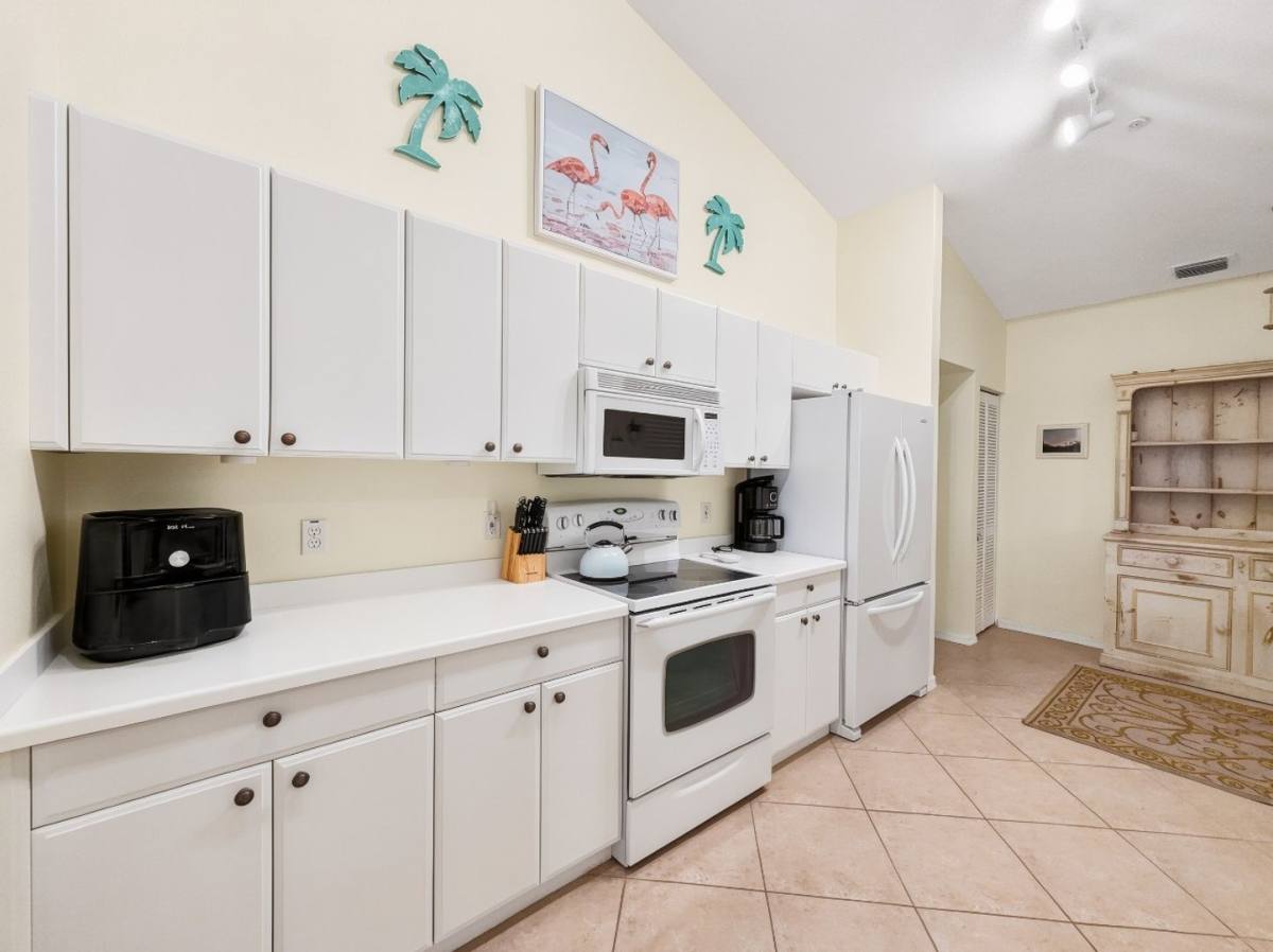 Condo for rent at 8175 Celeste Dr #1229, Naples, FL 34113