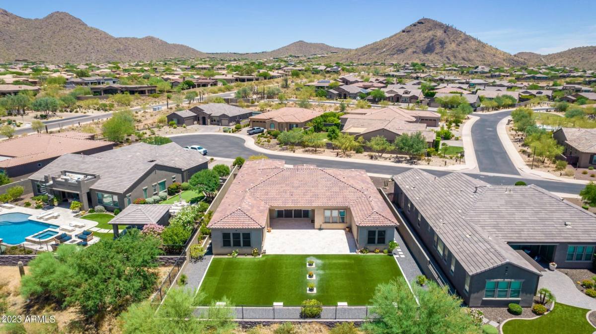 House for rent at 10924 N 136th Place, Scottsdale, AZ 85259