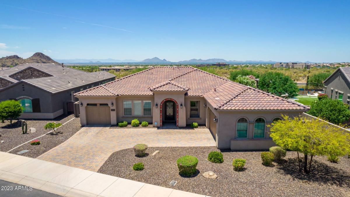House for rent at 10924 N 136th Place, Scottsdale, AZ 85259