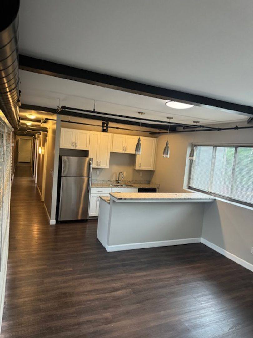 Apartment for rent at 1917 Rutger St, Saint Louis, MO 63104
