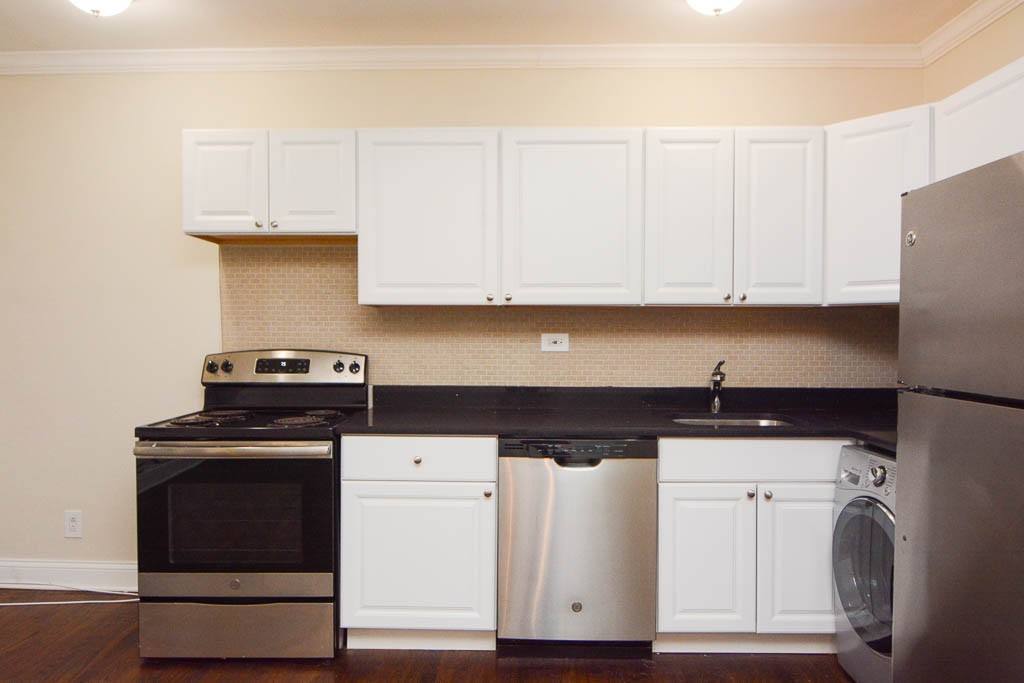 Apartment for rent at 3345 Marshfield #D803, Chicago, IL 60657
