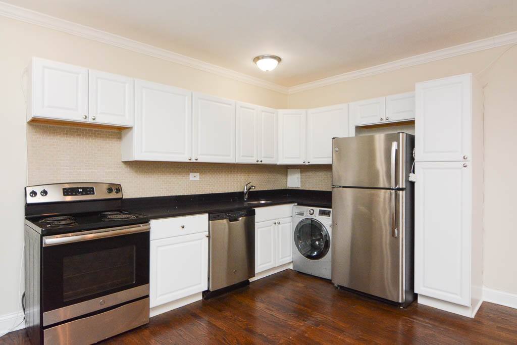 Apartment for rent at 3345 Marshfield #D803, Chicago, IL 60657