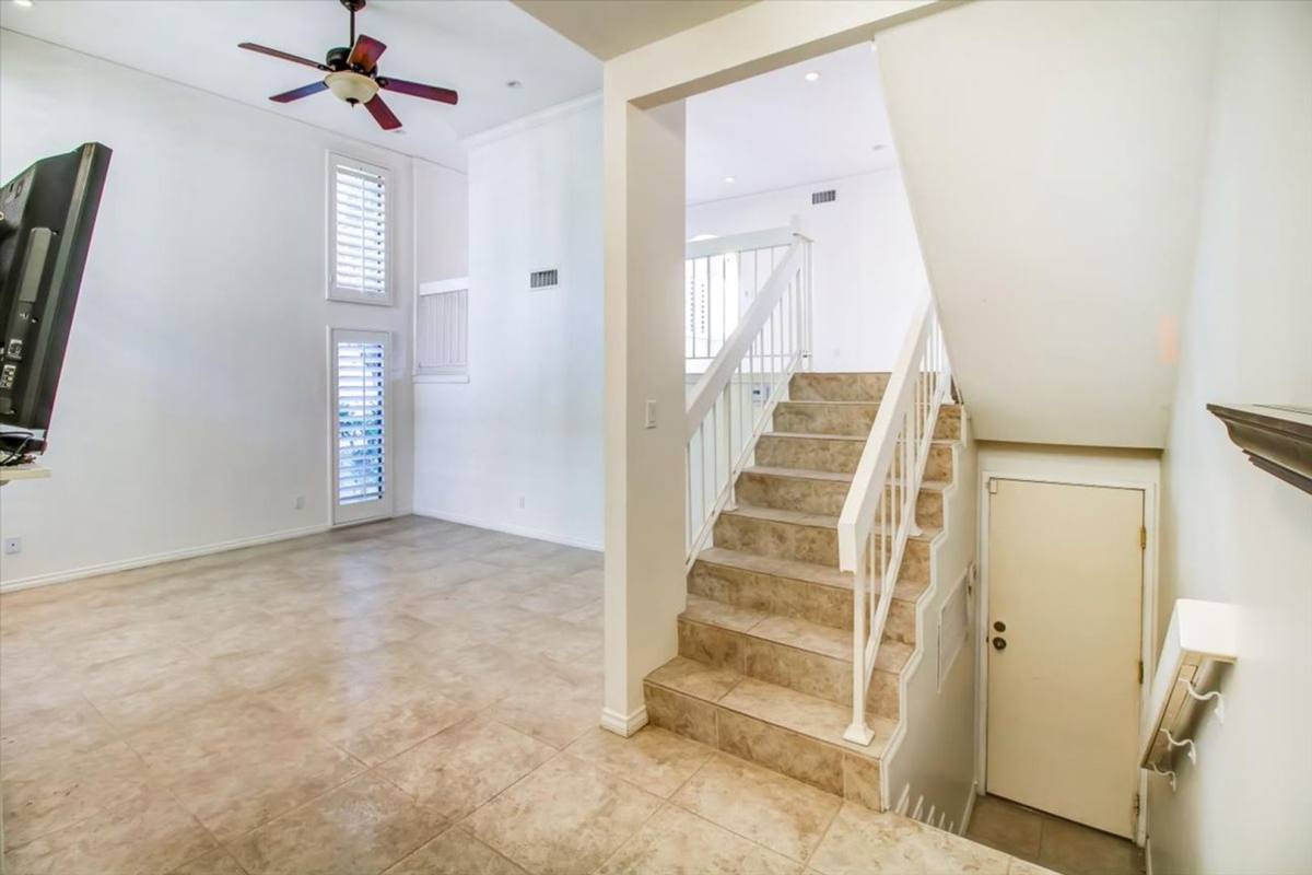 Townhouse for rent at 26315 W Bravo Lane, Calabasas, CA 91302