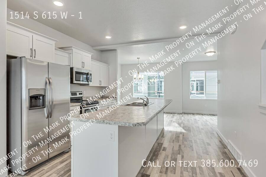 Townhouse for rent at 1514 S 615 W #1, Orem, UT 84058