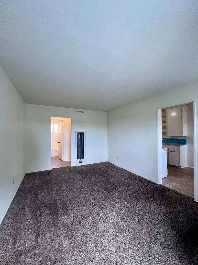 Apartment for rent at 5674 Mildred St #B, San Diego, CA 92110