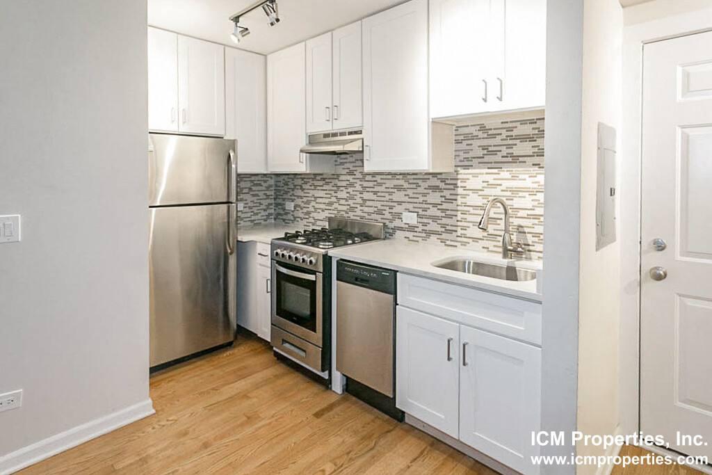Apartment for rent at 2520 W Leland #B7, Chicago, IL 60625