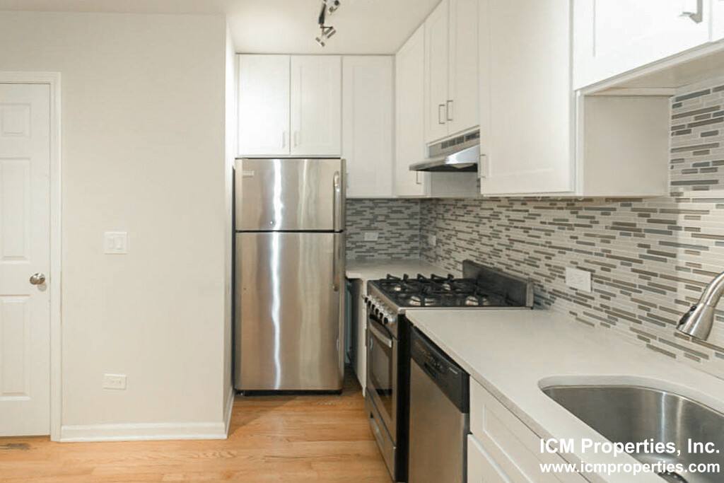 Apartment for rent at 2520 W Leland #B7, Chicago, IL 60625