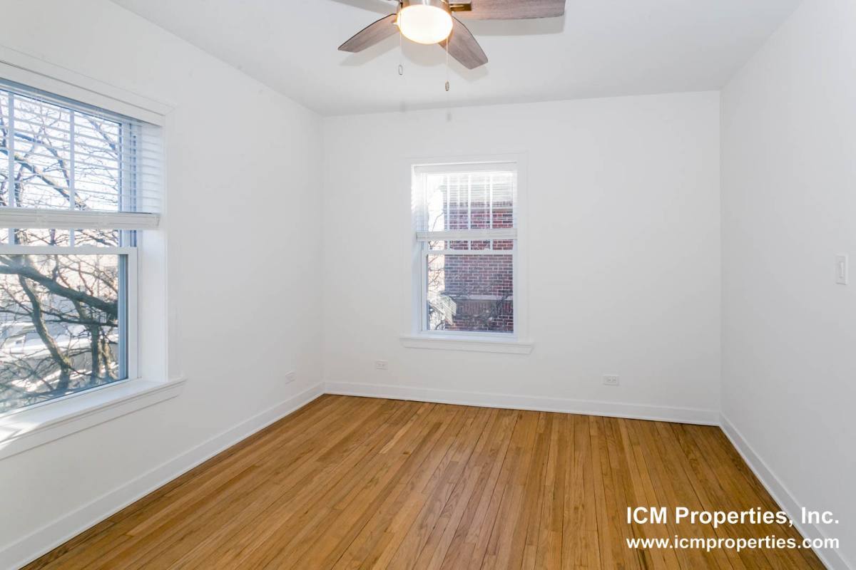 Apartment for rent at 2000 W Foster Ave #3, Chicago, IL 60640