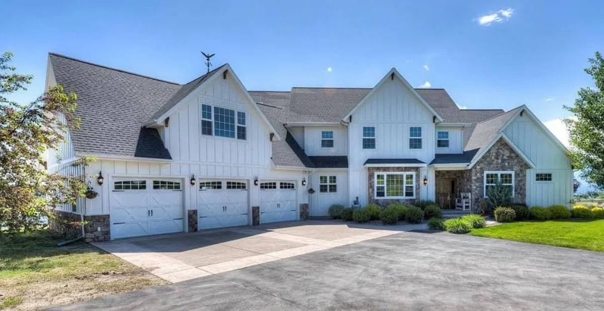 House for rent at 1175 Hard Rock Rd, Corvallis, MT 59828
