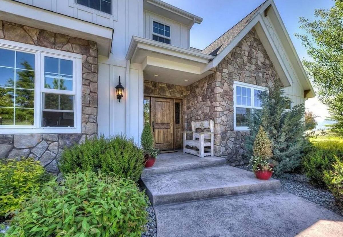 House for rent at 1175 Hard Rock Rd, Corvallis, MT 59828