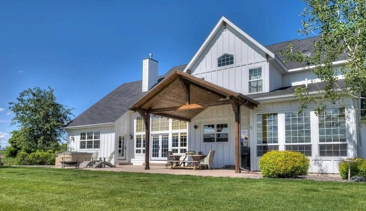 House for rent at 1175 Hard Rock Rd, Corvallis, MT 59828