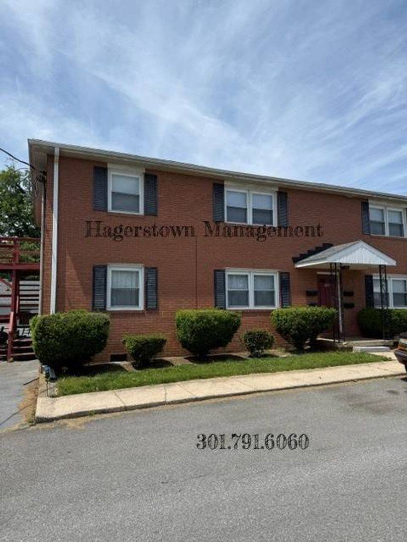 Apartment for rent at 807-811 Linwood, Hagerstown, MD 21740