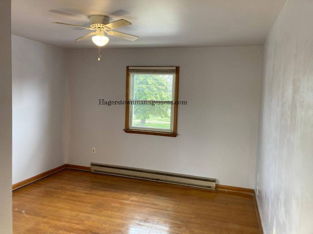 Apartment for rent at 807-811 Linwood, Hagerstown, MD 21740