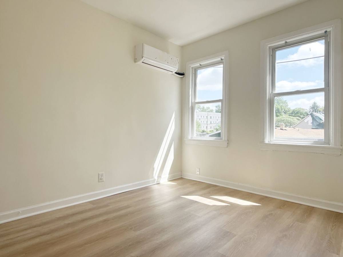 Apartment for rent at 1510 SE Riverside Dr, Evansville, IN 47713