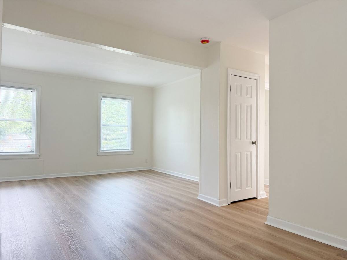 Apartment for rent at 1510 SE Riverside Dr, Evansville, IN 47713