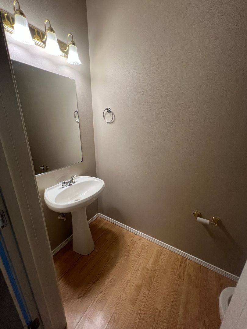 Townhouse for rent at 5883 SE 16th Lp, Gresham, OR 97080