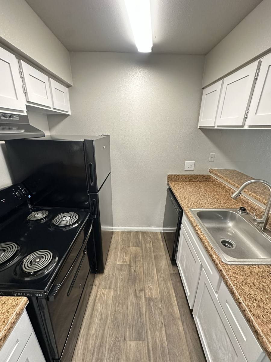 Apartment for rent at 1000 Greens Rd, Houston, TX 77060