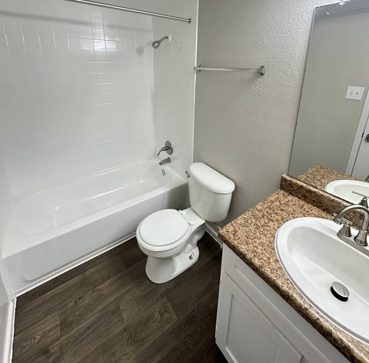Apartment for rent at 1000 Greens Rd, Houston, TX 77060
