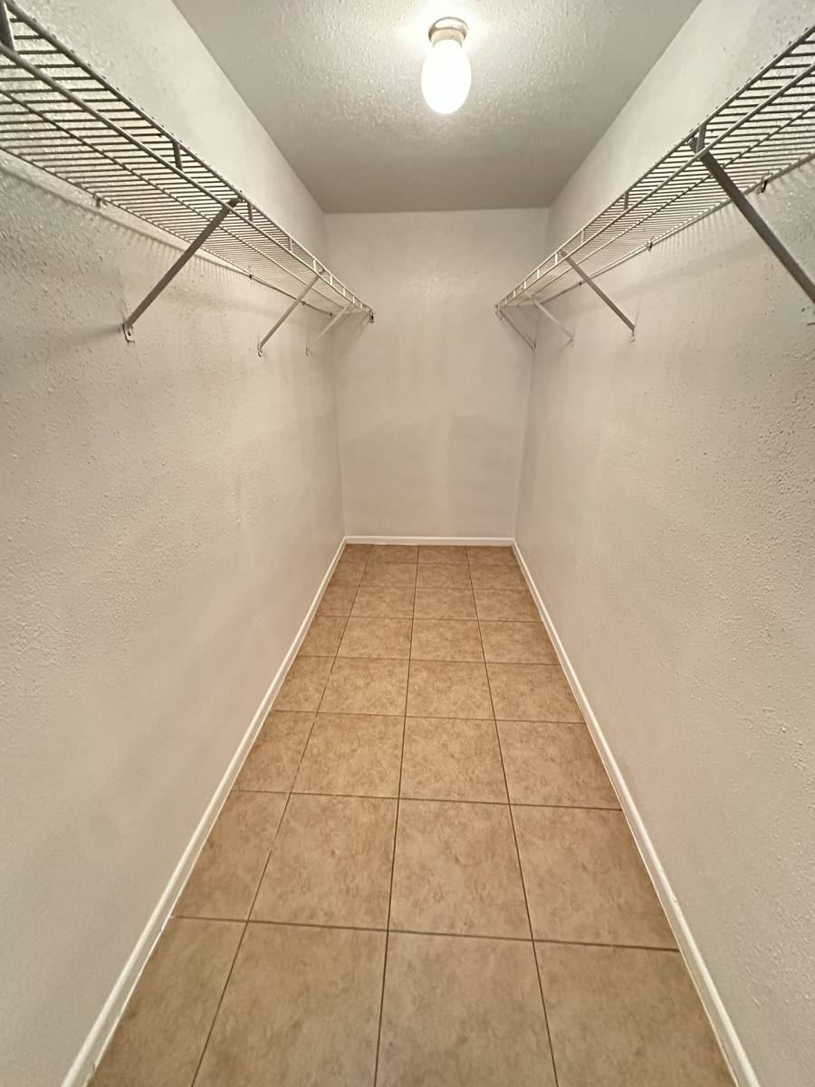 Apartment for rent at 1000 Greens Rd, Houston, TX 77060