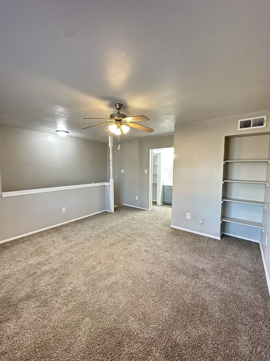 Apartment for rent at 1000 Greens Rd, Houston, TX 77060