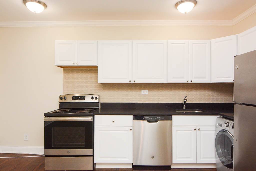 Apartment for rent at 3343 Marshfield #P803, Chicago, IL 60657