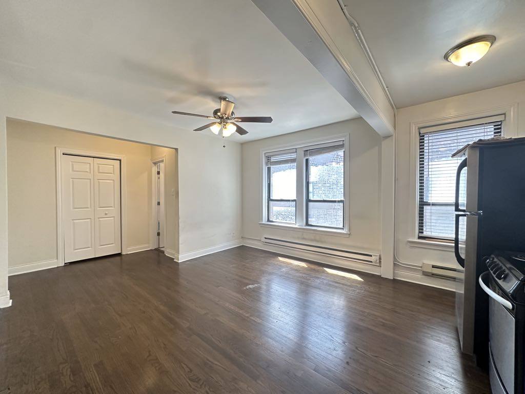 Apartment for rent at 3343 Marshfield #P604, Chicago, IL 60657