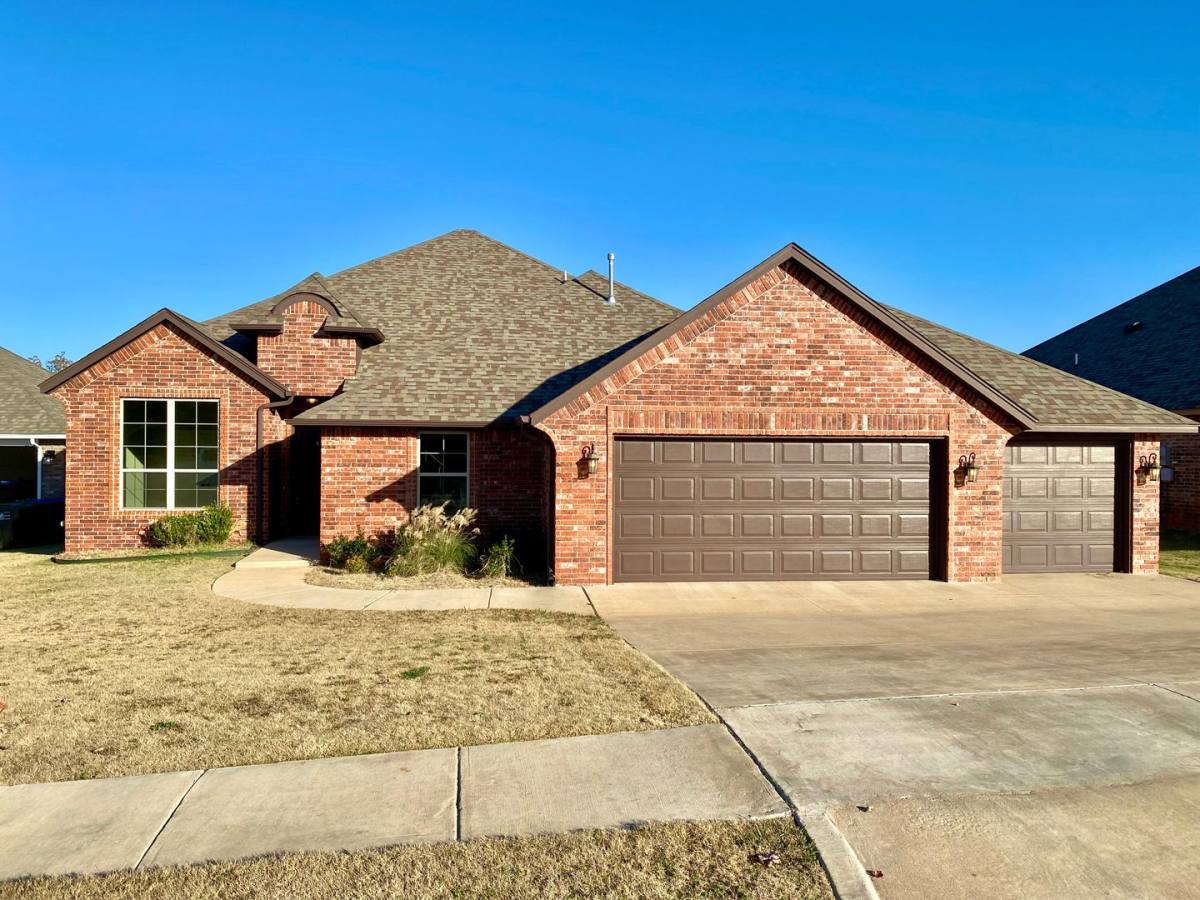 House for rent at 2011 Allora Court, Norman, OK 73071