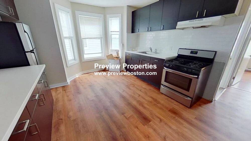 Apartment for rent at 121 George St #2P, Roxbury, MA 02119