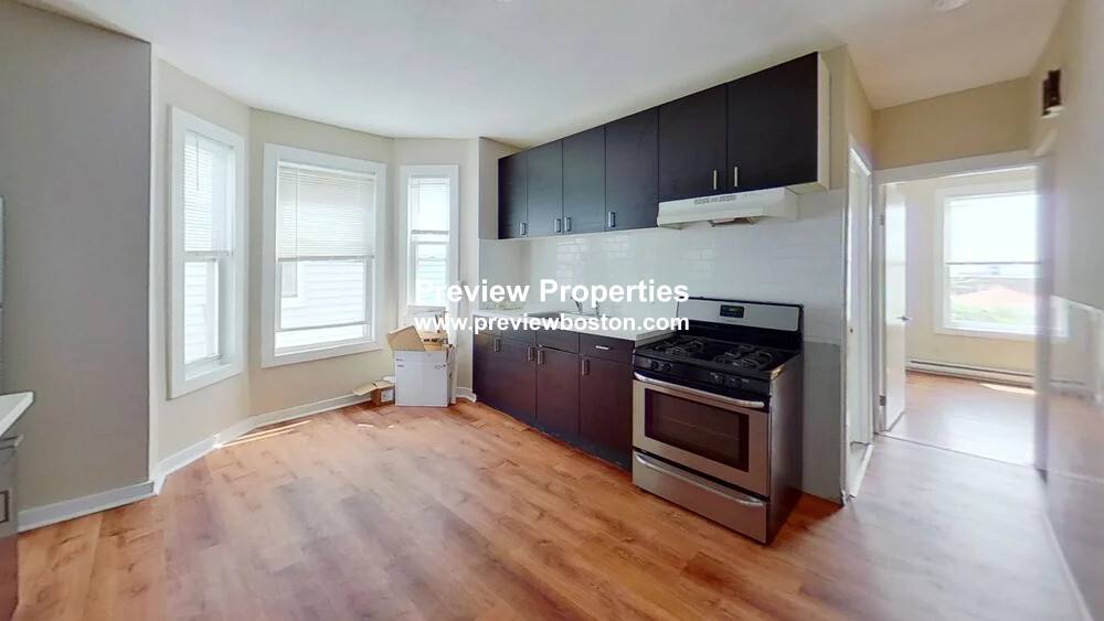 Apartment for rent at 121 George St #2P, Roxbury, MA 02119