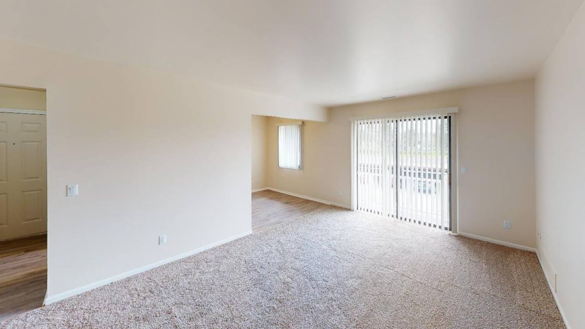 Apartment for rent at 35258 W 8 Mile, Farmington, MI 48335