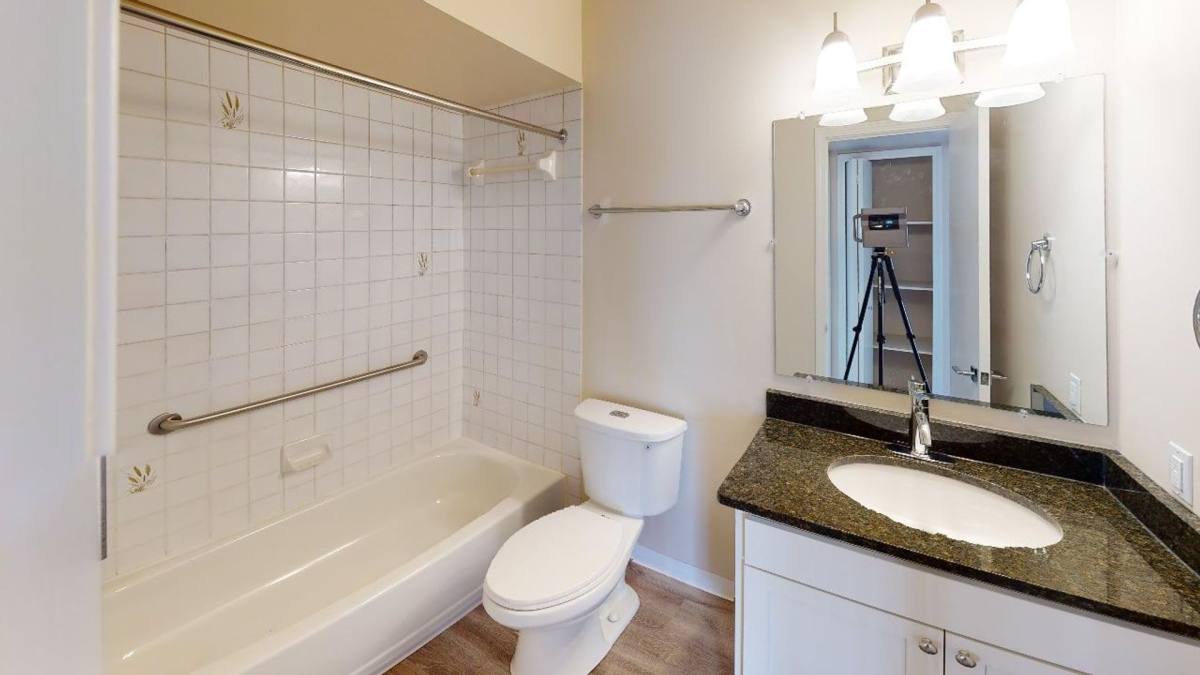 Apartment for rent at 35258 W 8 Mile, Farmington, MI 48335