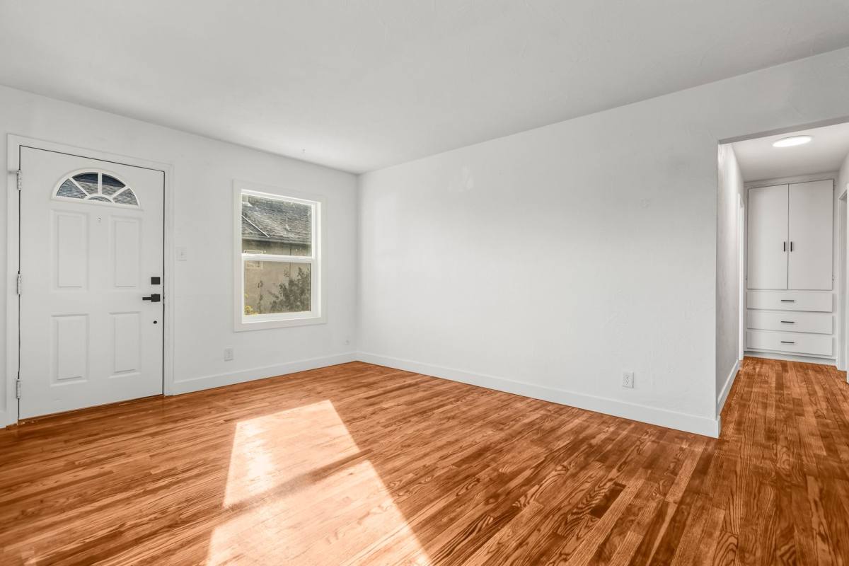 House for rent at 1623 Magnolia Ave, Redding, CA 96001